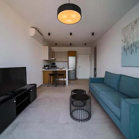 Avenue 102 1 Bed