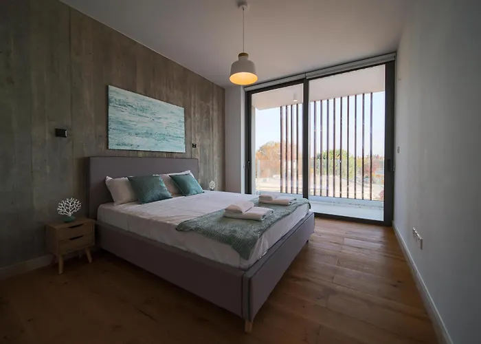 Διαμέρισμα Avenue 102 1 Bed *